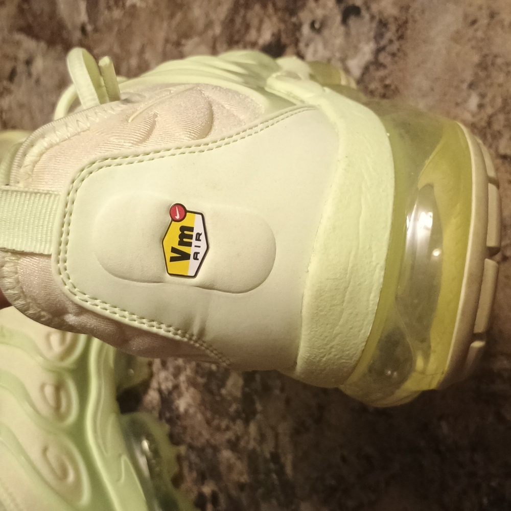 Nike Air VaporMax Plus Highlighter Yellow Sunset Women's D13023-700 Size 9.5 - Picture 6 of 10